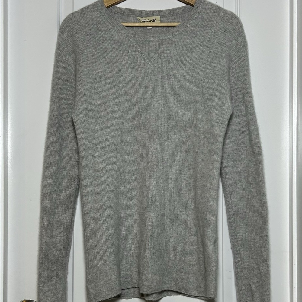 Madewell 100% Cashmere Gray Knit Crewneck Sweater Quiet Luxury Clean Girl Style